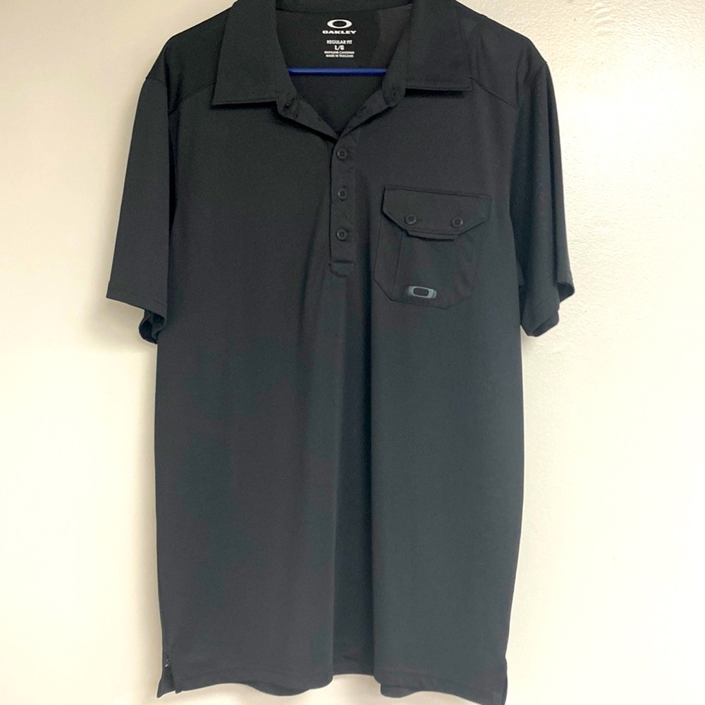 Nwot Oakley Black Regular Fit Tee Shirt Size Large
